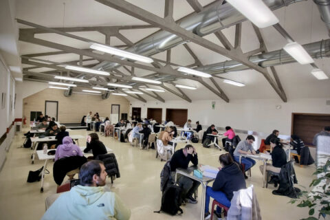 Portofranco aula magna piena.001