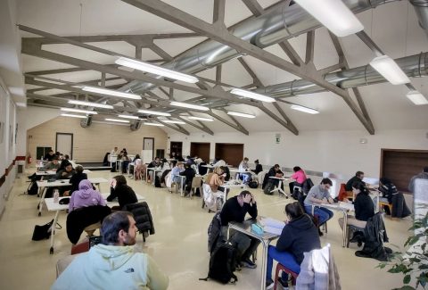 Portofranco aula magna piena.001